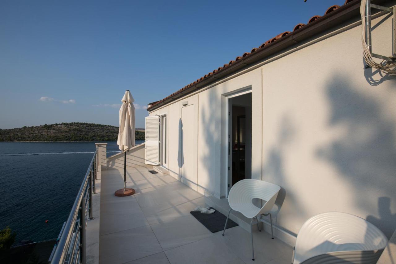 Vila Visnjic Grebaštica エクステリア 写真