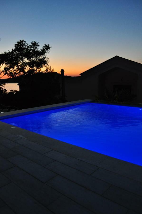 Vila Visnjic Grebaštica エクステリア 写真